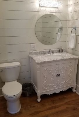 Bridal Cottage Bathroom